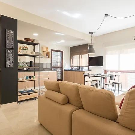 Alameda De Colon Relax & Quiet Business & Family Apartment